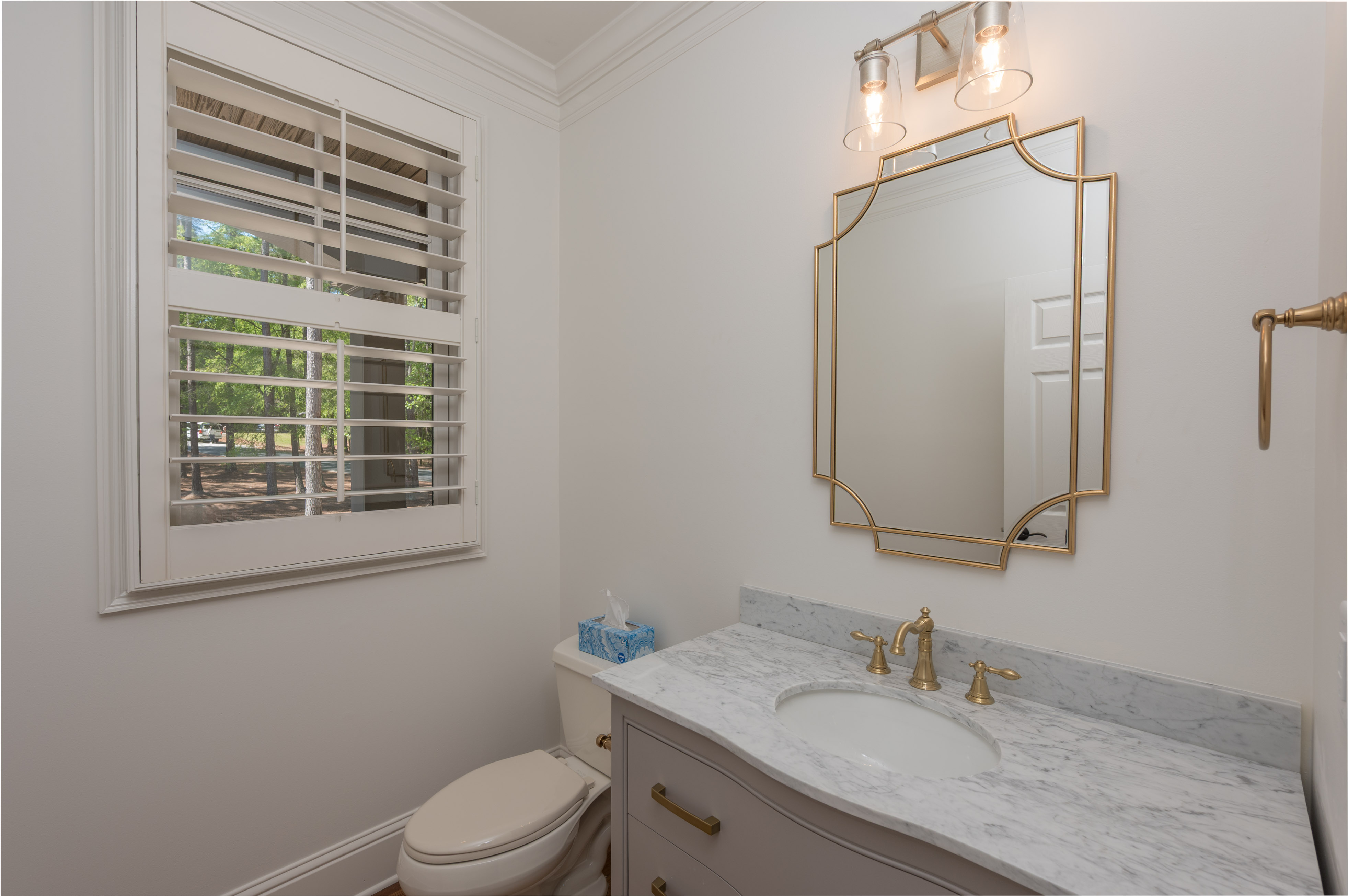 1021 Homestead image 16